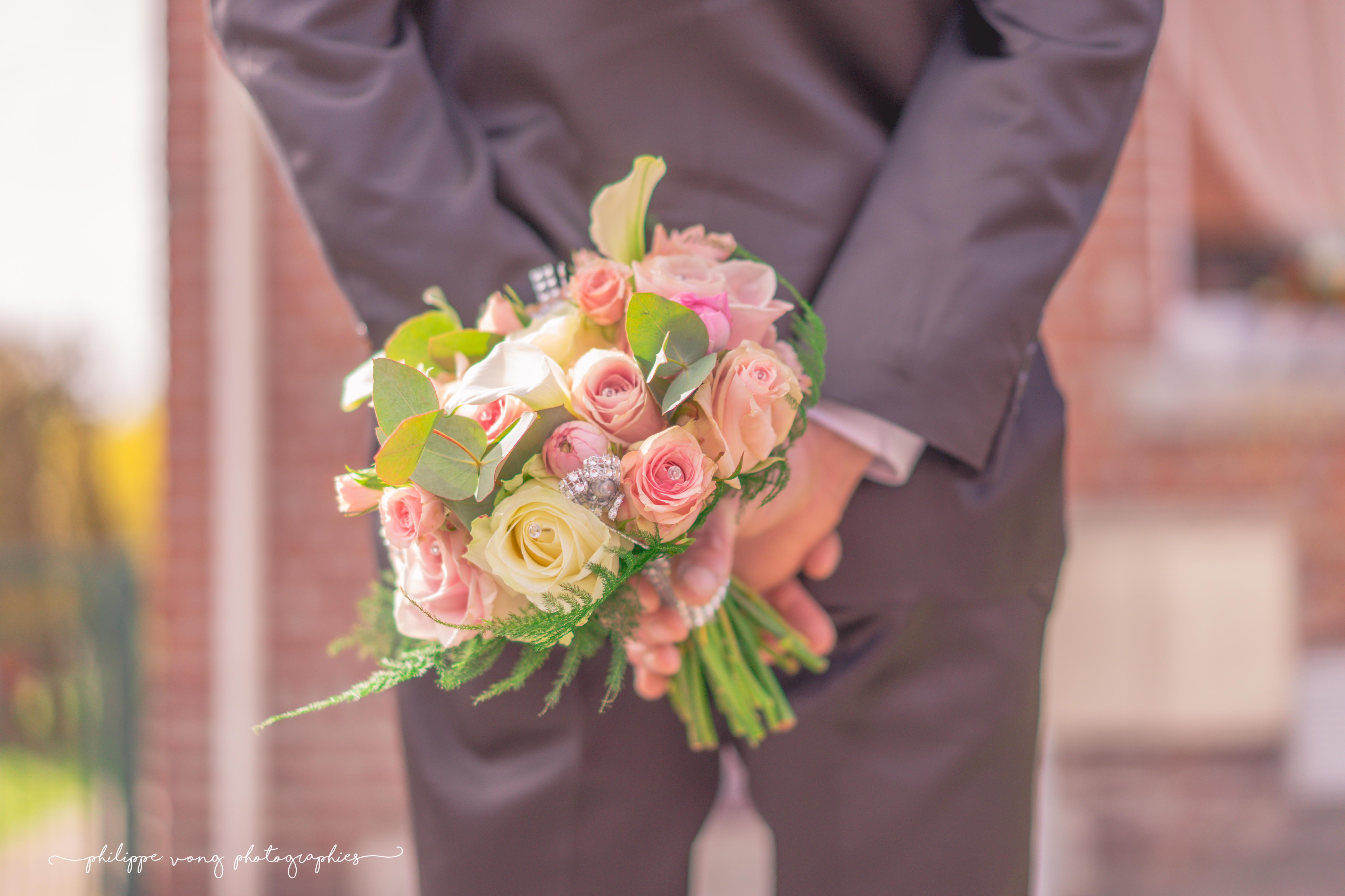 Allison et Mickaël - Le marié avec le bouquet